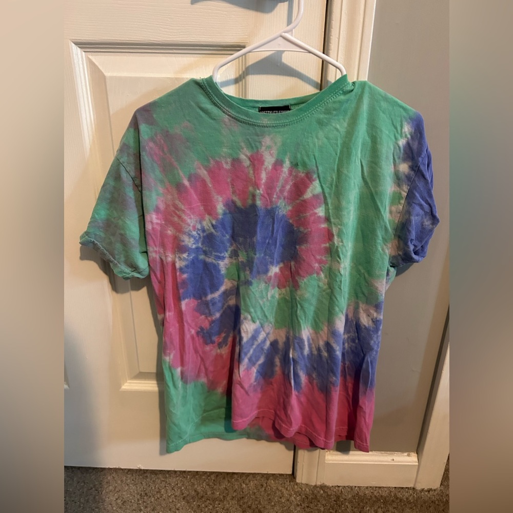 Tie dye tee